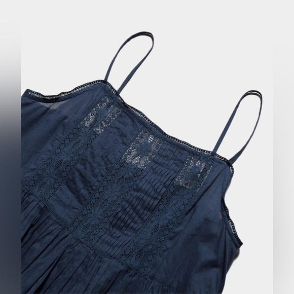 NE QUITTEZPAS lace flower navy blue top p30-30 - Picture 1 of 8